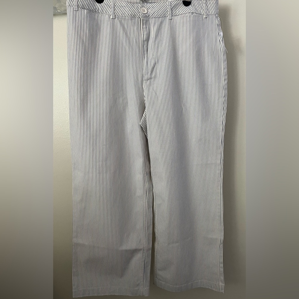 Old Navy Striped High Rise Wide-Leg Pants Size 14